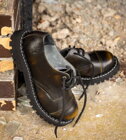 Steel Shoes 3 Eyelets Yellow Rub Off