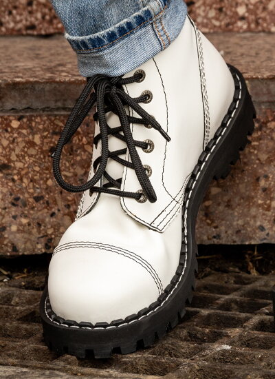 6 Eyelet boots Steel