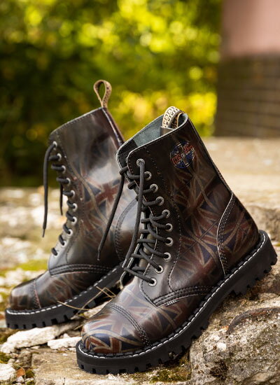 10 Eyelet Boots Steel