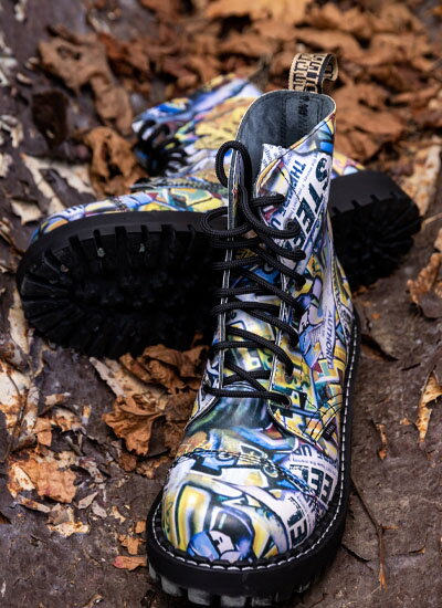 8 Eyelet Boots Steel