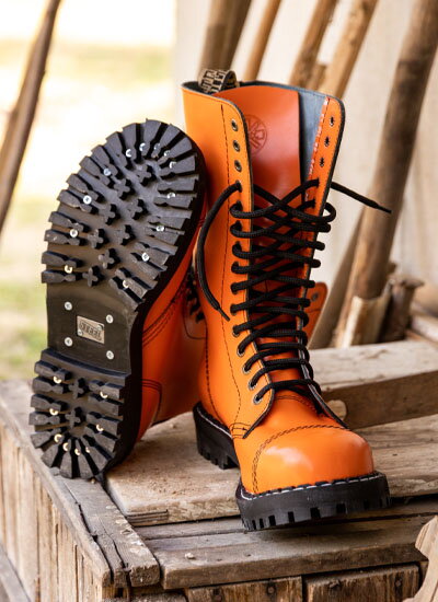 15 Eyelets Boots Steel
