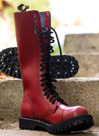 20 Eyelets Boots Steel